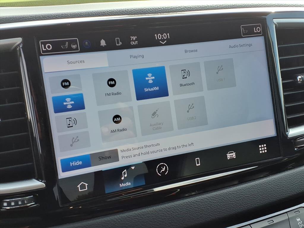 Used 2023 Chrysler Pacifica Touring-L FWD image 11