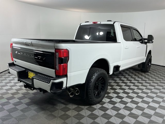 Used 2025 Ford F350 Platinum AWD/4WD image 4