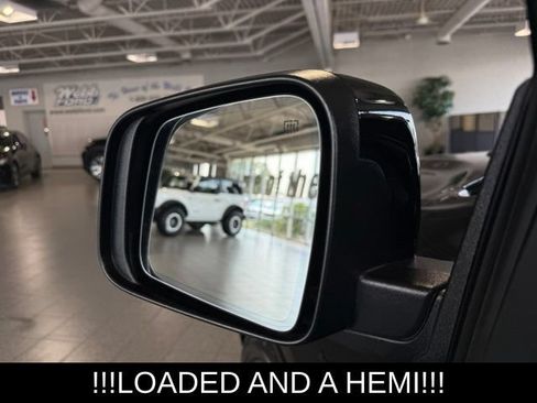 Used 2022 Dodge Durango R/T w/ Blacktop Package AWD/4WD image 24