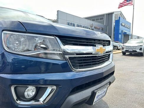 Used 2020 Chevrolet Colorado LT w/ LT Convenience Package AWD/4WD image 4
