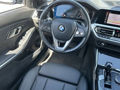 Used 2021 BMW 330i Sedan w/ Premium Package RWD image 17