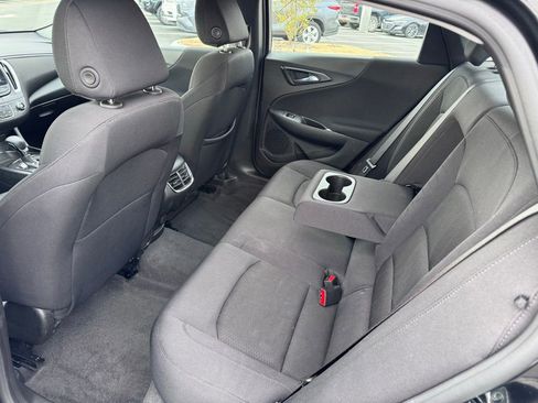 Used 2024 Chevrolet Malibu LT image 31
