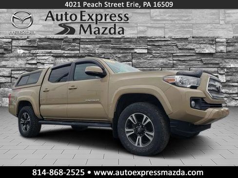 Used 2017 Toyota Tacoma TRD Sport w/ Tow Package (A/T) AWD/4WD image 1