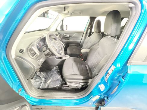 Used 2022 Jeep Renegade Latitude image 20