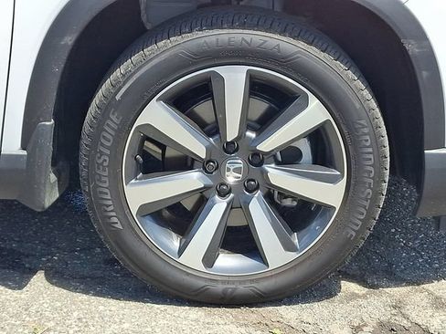 Used 2025 Honda Pilot Touring image 26