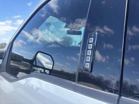 Used 2024 Ford F250 Lariat w/ Lariat Ultimate Package image 12