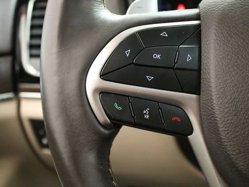 Used 2021 Jeep Grand Cherokee Overland AWD/4WD image 14
