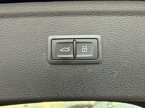 Used 2023 Audi Q5 2.0T Premium image 41