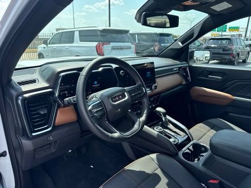 Used 2026 GMC Canyon AT4 AWD/4WD image 9