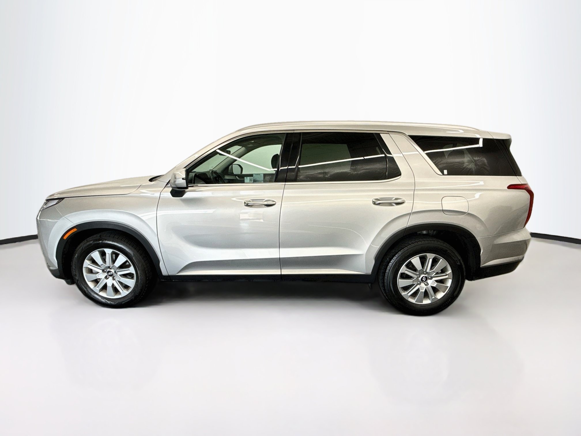 Used 2025 Hyundai Palisade SEL FWD image 4