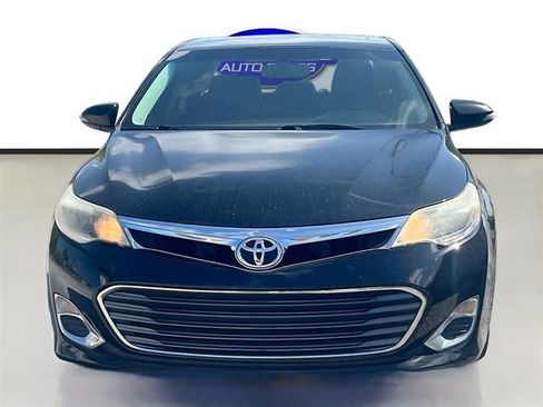 Used 2015 Toyota Avalon XLE Premium FWD image 3