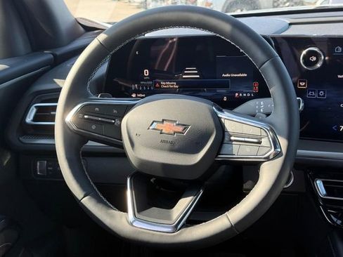 New 2026 Chevrolet Traverse LT w/ LPO, Floor Liner Package FWD image 9