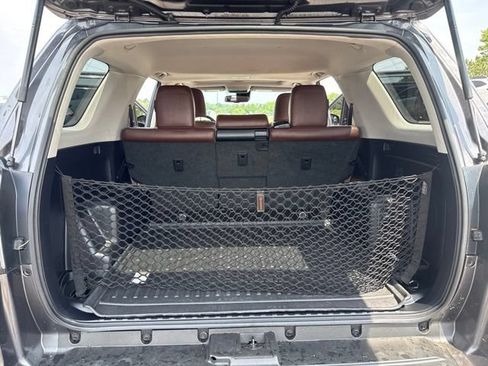 Used 2022 Toyota 4Runner Limited AWD/4WD image 18