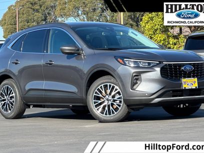 New 2025 Ford Escape SE w/ PHEV Premium Package