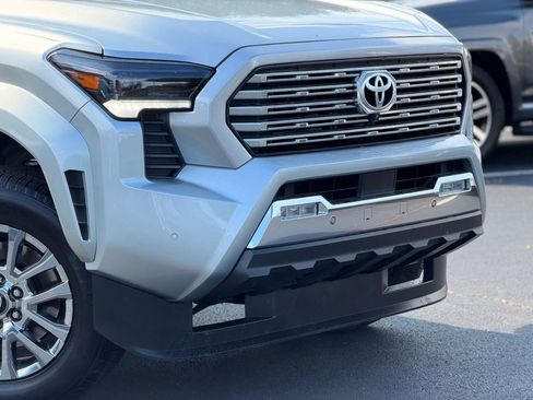 Used 2024 Toyota Tacoma Limited w/ Limited Package (LT) AWD/4WD image 6