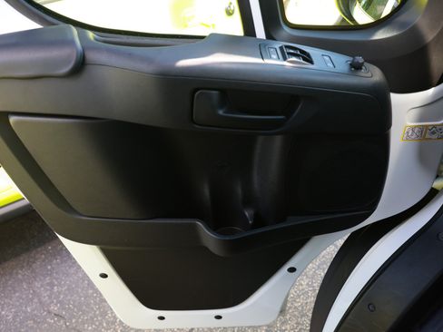 Used 2025 RAM ProMaster 2500 w/ Convenience Group FWD image 41