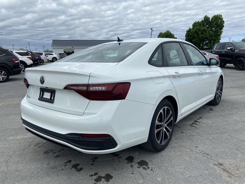 Used 2023 Volkswagen Jetta Sport FWD image 8