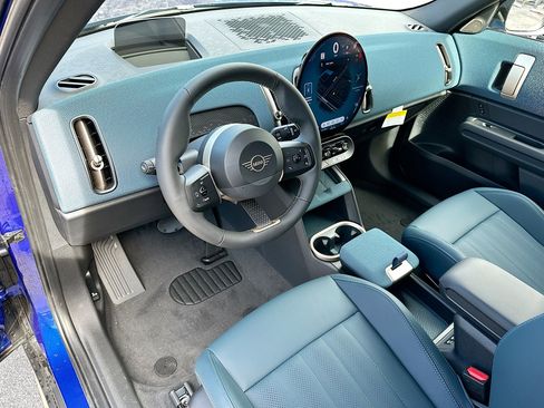 New 2025 MINI Cooper Countryman S image 9