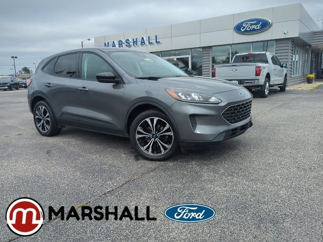 Used 2022 Ford Escape SE w/ SE Sport Appearance Package AWD/4WD image 1