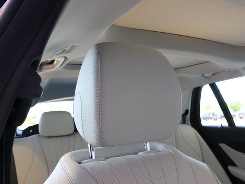 Used 2022 Mercedes-Benz E 450 4MATIC All-Terrain Wagon image 40