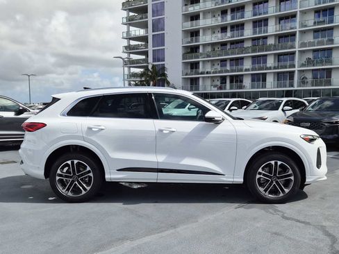 New 2025 Audi Q5 Premium image 7