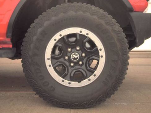 Used 2023 Ford Bronco Outer Banks w/ Sasquatch Package AWD/4WD image 7