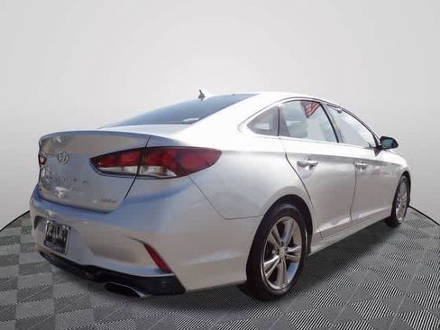 Used 2018 Hyundai Sonata Limited image 3