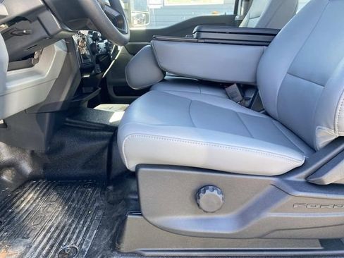 New 2026 Ford F550 4x4 SuperCab Super Duty image 14