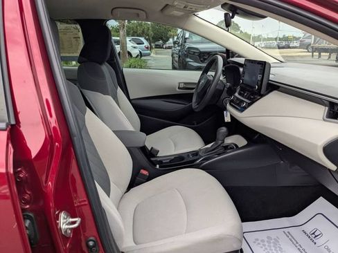 Used 2022 Toyota Corolla LE FWD image 31