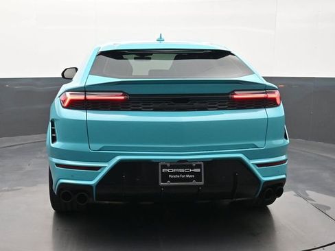 Used 2025 Lamborghini Urus SE AWD/4WD image 22