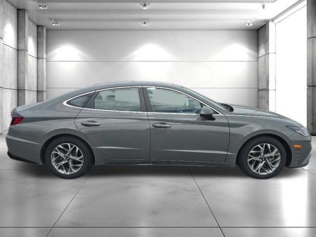 Used 2023 Hyundai Sonata SEL w/ Convenience Package FWD image 5