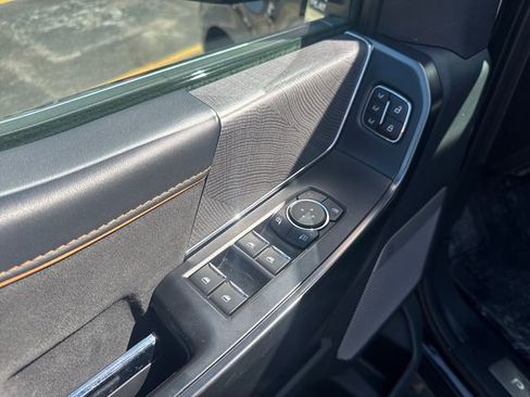 Used 2023 Ford F150 Platinum AWD/4WD image 18