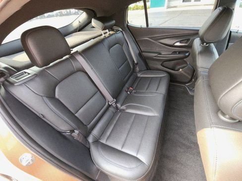 Used 2024 Buick Envista Sport Touring w/ Convenience I Package image 15