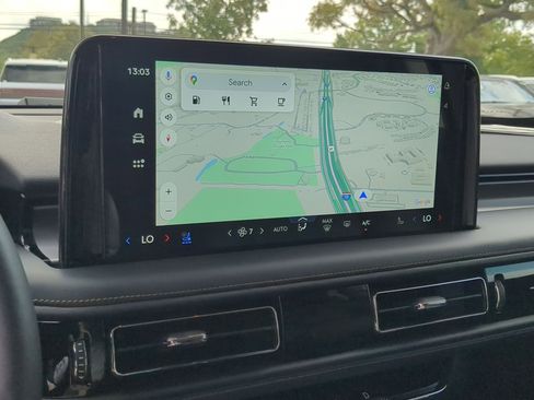 New 2025 Lincoln Aviator 2WD image 17