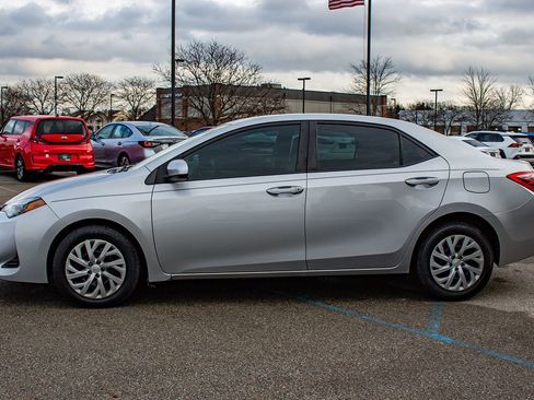 Used 2019 Toyota Corolla LE image 5