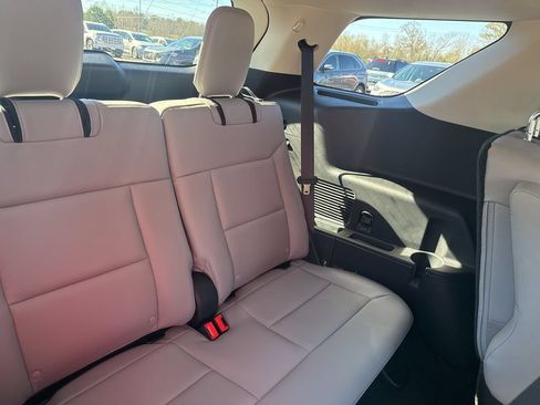 New 2026 Ford Explorer Active w/ Active Comfort Package RWD image 14