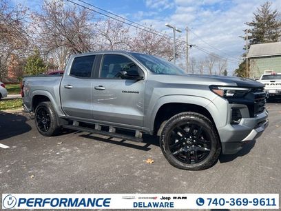 Used 2024 Chevrolet Colorado Z71 w/ Z71 Convenience Package 2