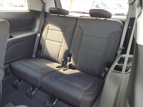 Certified 2023 GMC Acadia SLE image 29