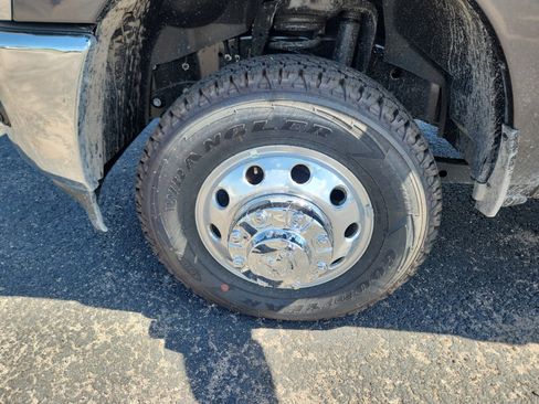 New 2025 RAM 3500 Tradesman w/ Chrome Appearance Group image 27