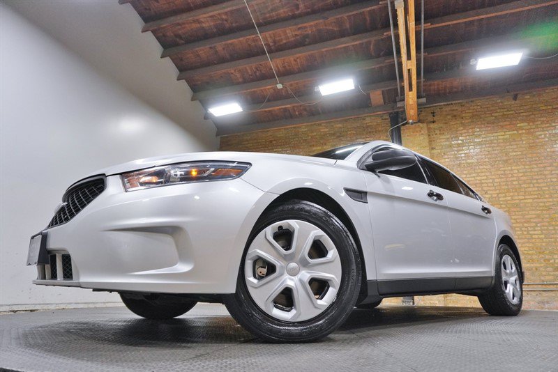 Used 2018 Ford Taurus Police Interceptor FWD image 3
