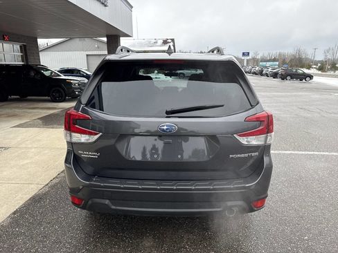 Used 2023 Subaru Forester Limited image 4