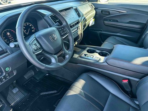 Certified 2024 Honda Ridgeline TrailSport image 9