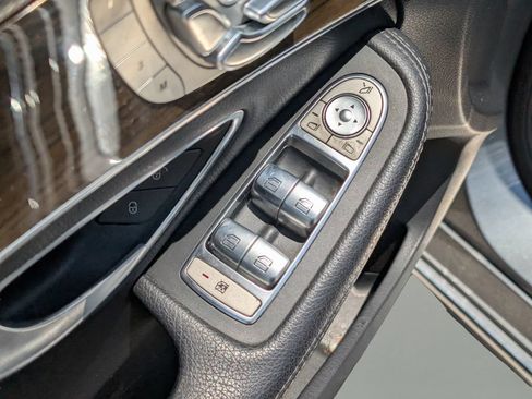 Used 2019 Mercedes-Benz C 300 4MATIC Sedan w/ Premium Package image 17