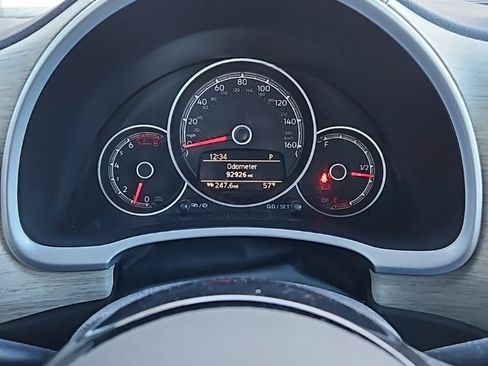 Used 2018 Volkswagen Beetle 2.0T Coast image 29