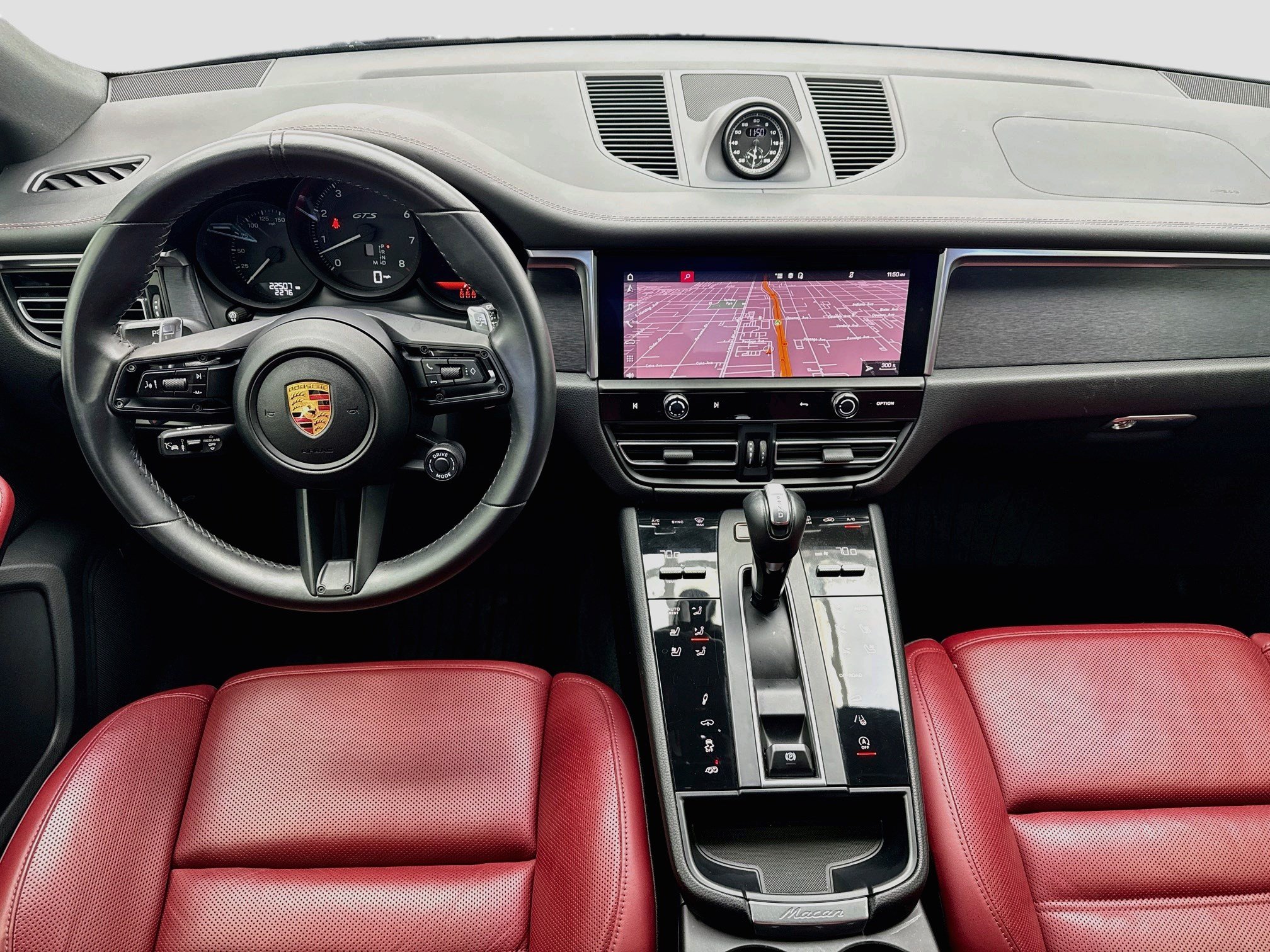 Used 2022 Porsche Macan GTS AWD/4WD image 15