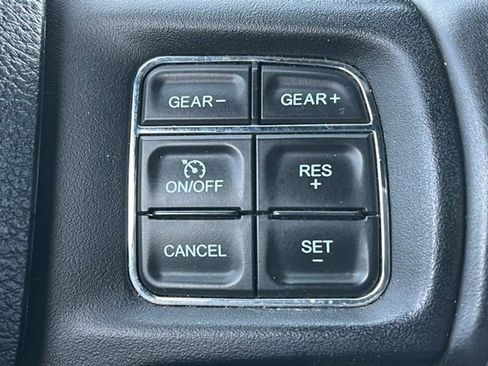 Used 2018 RAM 1500 Rebel w/ Luxury Group image 40