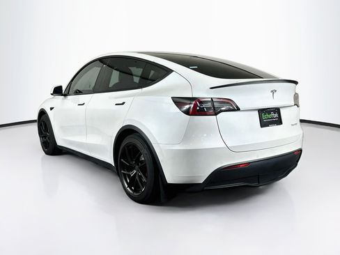 Used 2022 Tesla Model Y Performance AWD/4WD image 5