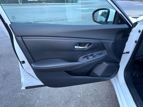 Used 2022 Nissan Sentra SV FWD image 20