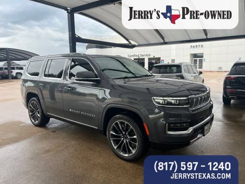 Used 2022 Jeep Grand Wagoneer Series I AWD/4WD image 2