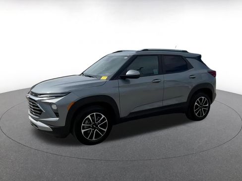 Used 2025 Chevrolet TrailBlazer LT image 8